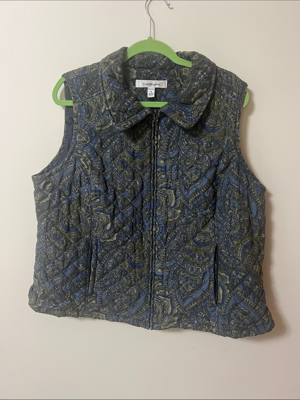 croft & barrow Quilted Paisley Vest in Navy and Olive